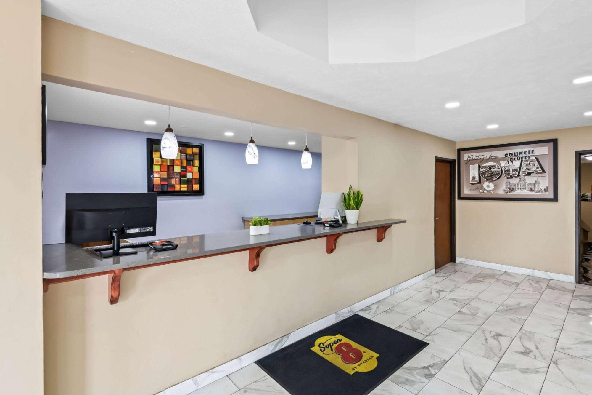Motel Super 8 By Wyndham Council Bluffs Ia Omaha Ne Area Extérieur photo