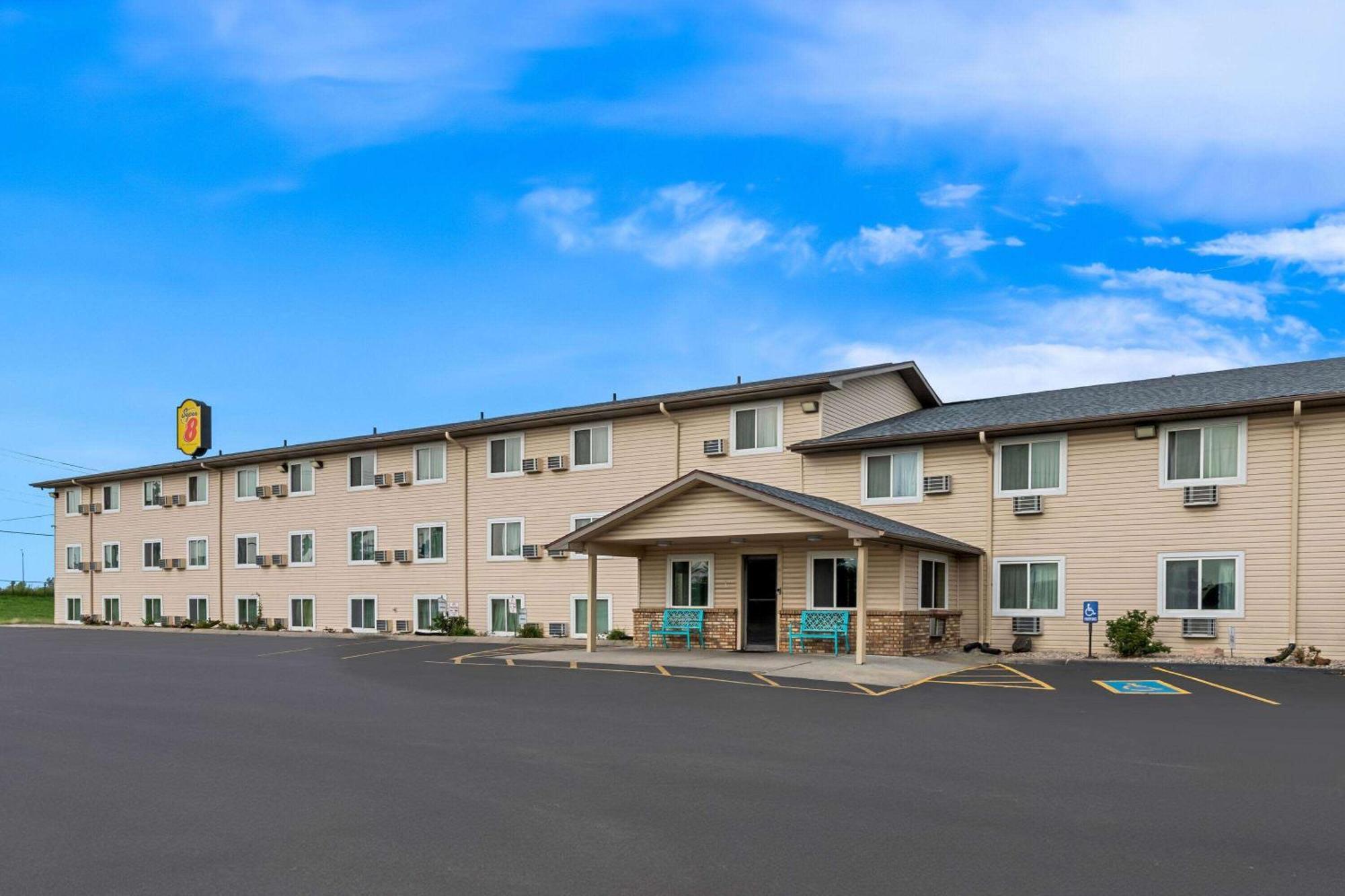 Motel Super 8 By Wyndham Council Bluffs Ia Omaha Ne Area Extérieur photo